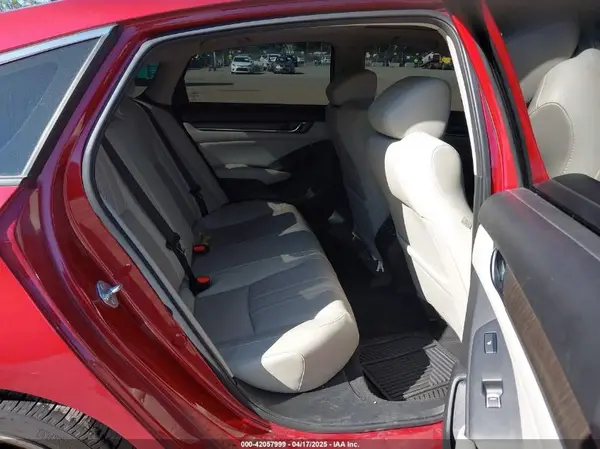 1HGCV1F92JA013971 2018 HONDA ACCORD - Image 8