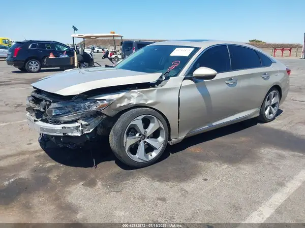 1HGCV1F92JA014490 2018 HONDA ACCORD - Image 2