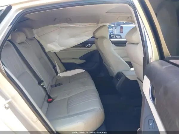 1HGCV1F92JA014490 2018 HONDA ACCORD - Image 8