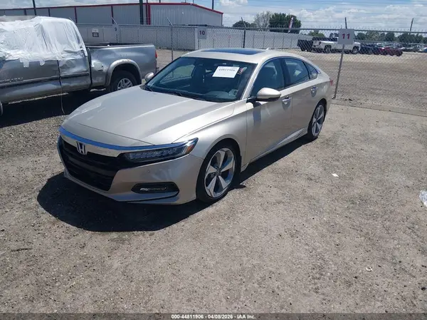 1HGCV1F92JA021469 2018 HONDA ACCORD - Image 2