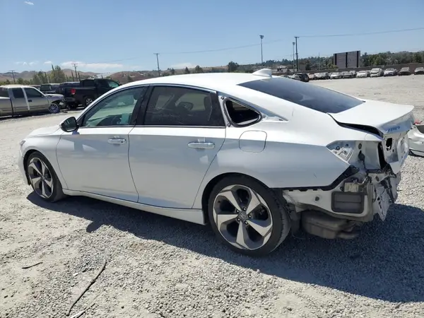 1HGCV1F92JA068646 2018 HONDA ACCORD - Image 2