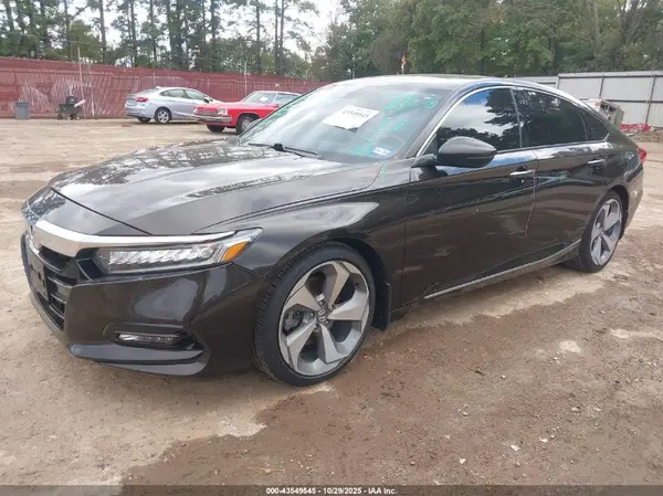 1HGCV1F92JA069988 2018 HONDA ACCORD - Image 2