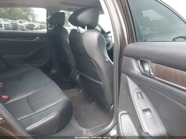 1HGCV1F92JA069988 2018 HONDA ACCORD - Image 8