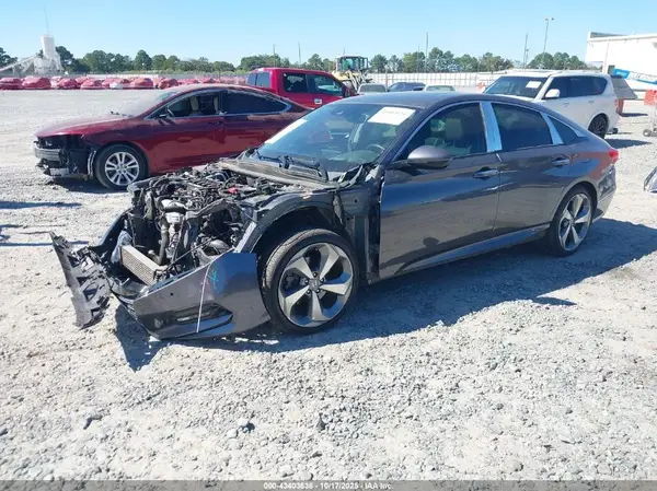 1HGCV1F92JA072843 2018 HONDA ACCORD - Image 2