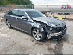 1HGCV1F92JA073717 2018 HONDA ACCORD