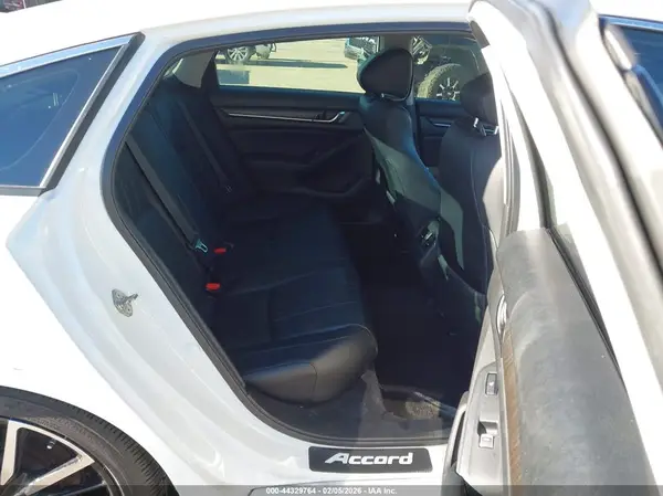 1HGCV1F92JA085589 2018 HONDA ACCORD - Image 8