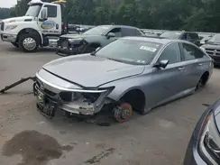 1HGCV1F92JA101743 2018 HONDA ACCORD