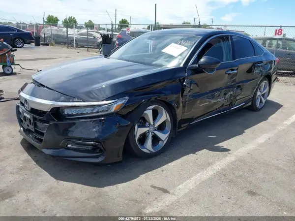 1HGCV1F92JA109003 2018 HONDA ACCORD - Image 2