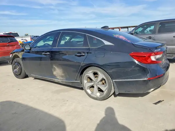 1HGCV1F92JA120695 2018 HONDA ACCORD - Image 2