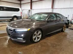1HGCV1F92JA134225 2018 HONDA ACCORD