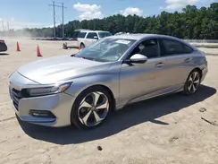 1HGCV1F92JA152014 2018 HONDA ACCORD