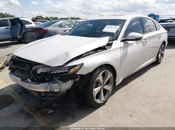 1HGCV1F92JA161067 2018 HONDA ACCORD - Image 2