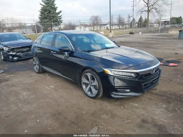 1HGCV1F92JA171033 2018 HONDA ACCORD - Image 1