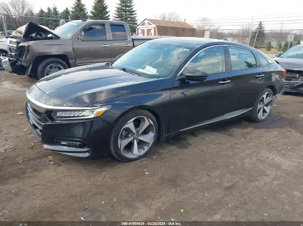 1HGCV1F92JA171033 2018 HONDA ACCORD - Image 2