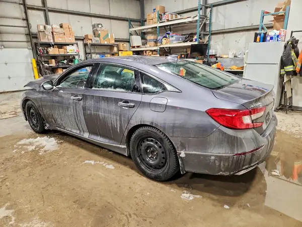 1HGCV1F92JA805473 2018 HONDA ACCORD - Image 2