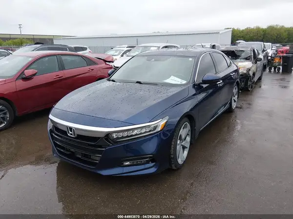 1HGCV1F93JA003952 2018 HONDA ACCORD - Image 2