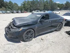 1HGCV1F93JA033131 2018 HONDA ACCORD