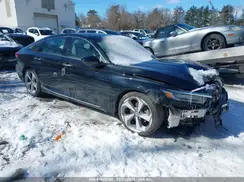 1HGCV1F93JA033405 2018 HONDA ACCORD