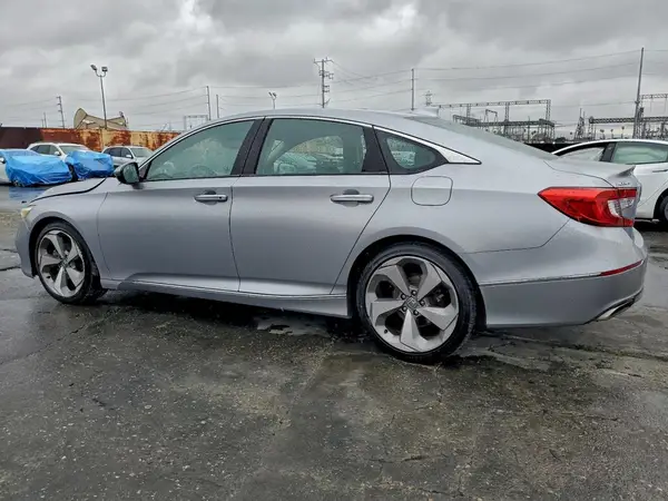 1HGCV1F93JA034697 2018 HONDA ACCORD - Image 2
