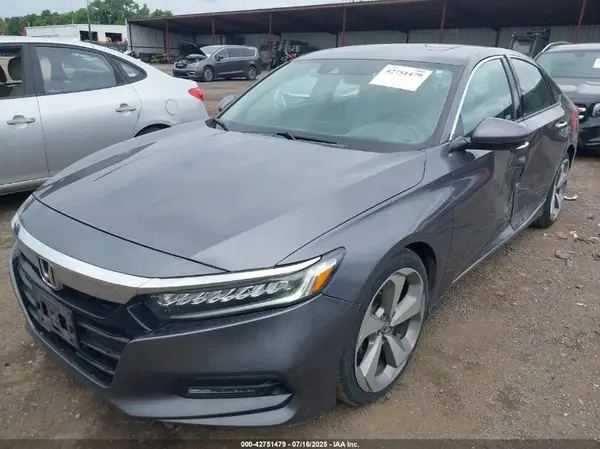 1HGCV1F93JA037423 2018 HONDA ACCORD - Image 2