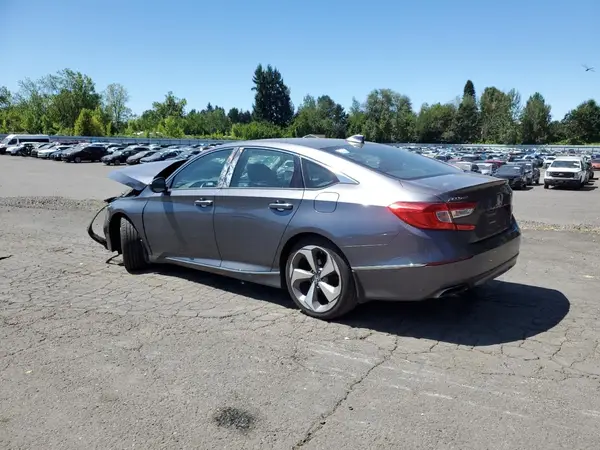 1HGCV1F93JA055677 2018 HONDA ACCORD - Image 2