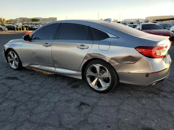 1HGCV1F93JA065898 2018 HONDA ACCORD - Image 2