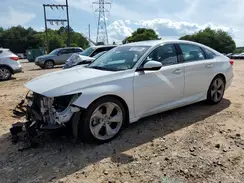 1HGCV1F93JA068431 2018 HONDA ACCORD