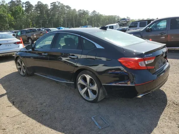 1HGCV1F93JA120673 2018 HONDA ACCORD - Image 2