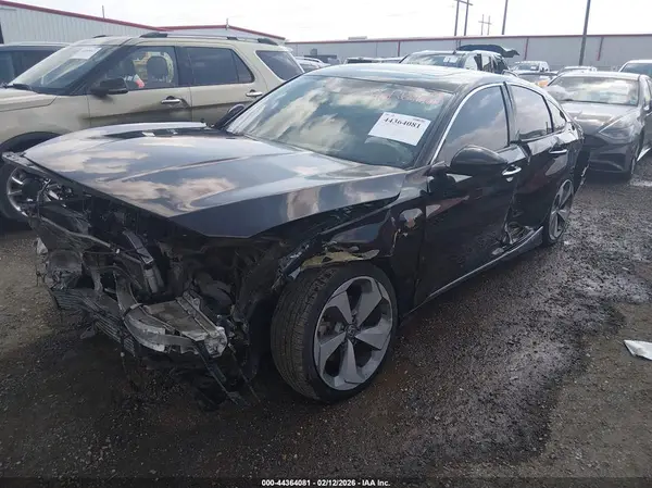 1HGCV1F93JA171297 2018 HONDA ACCORD - Image 2