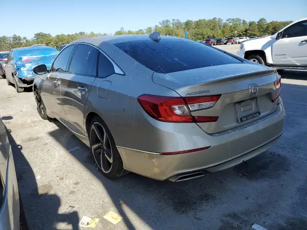 1HGCV1F93JA209708 2018 HONDA ACCORD - Image 2