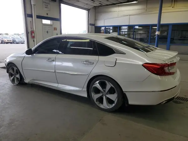 1HGCV1F93JA218909 2018 HONDA ACCORD - Image 2