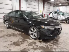 1HGCV1F94JA006780 2018 HONDA ACCORD