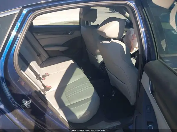 1HGCV1F94JA016421 2018 HONDA ACCORD - Image 8