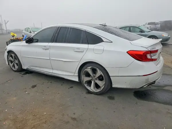 1HGCV1F94JA018945 2018 HONDA ACCORD - Image 2