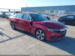 1HGCV1F94JA033865 2018 HONDA ACCORD