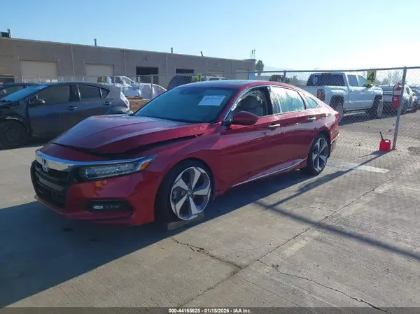 1HGCV1F94JA033865 2018 HONDA ACCORD - Image 2