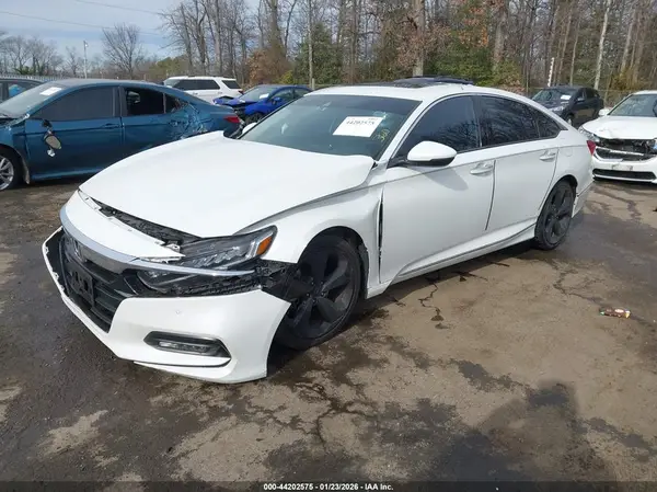 1HGCV1F94JA036944 2018 HONDA ACCORD - Image 2
