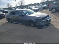 1HGCV1F94JA037656 2018 HONDA ACCORD