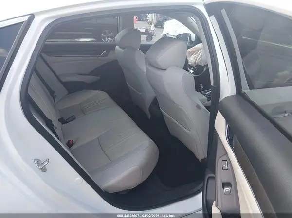 1HGCV1F94JA043795 2018 HONDA ACCORD - Image 8
