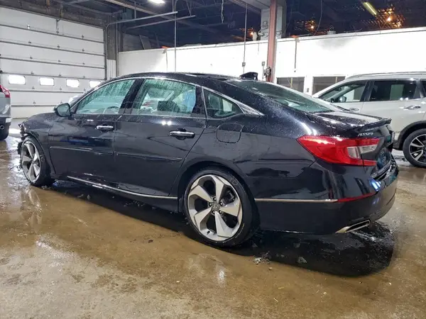 1HGCV1F94JA053601 2018 HONDA ACCORD - Image 2