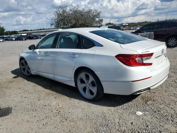 1HGCV1F94JA059656 2018 HONDA ACCORD - Image 2