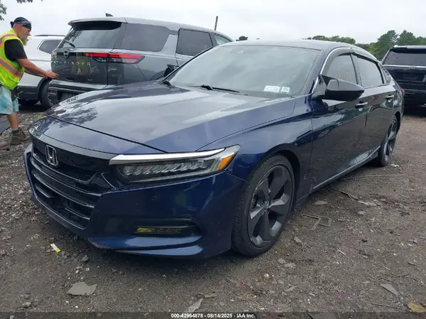 1HGCV1F94JA061326 2018 HONDA ACCORD - Image 2