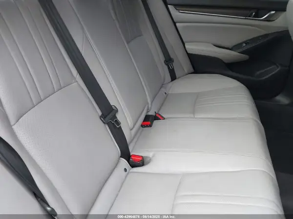 1HGCV1F94JA061326 2018 HONDA ACCORD - Image 8