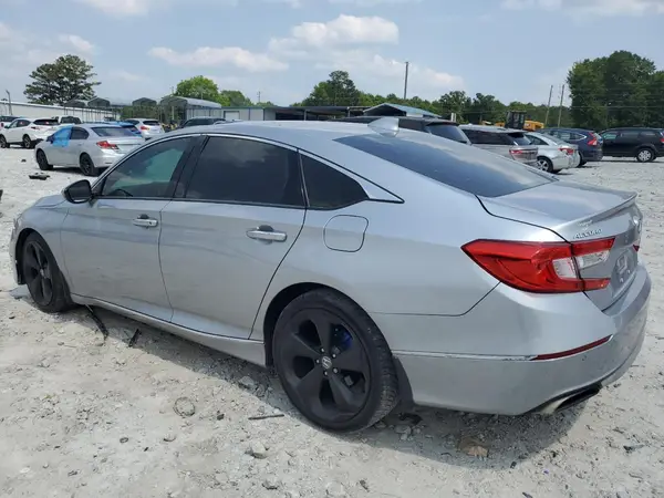 1HGCV1F94JA077767 2018 HONDA ACCORD - Image 2