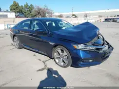 1HGCV1F94JA081639 2018 HONDA ACCORD