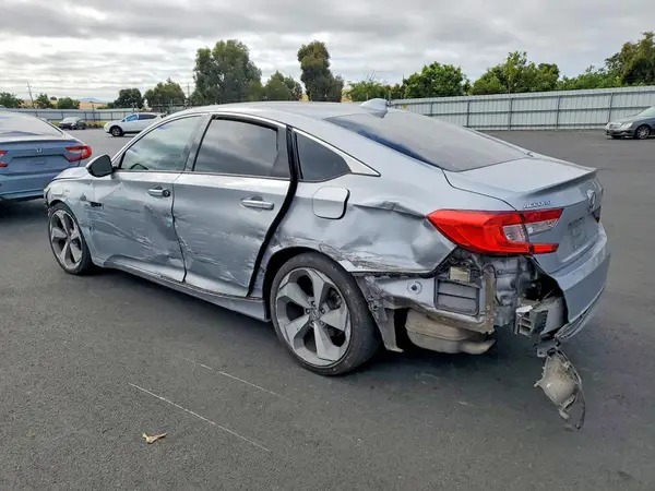 1HGCV1F94JA094701 2018 HONDA ACCORD - Image 2