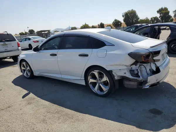 1HGCV1F94JA107687 2018 HONDA ACCORD - Image 2