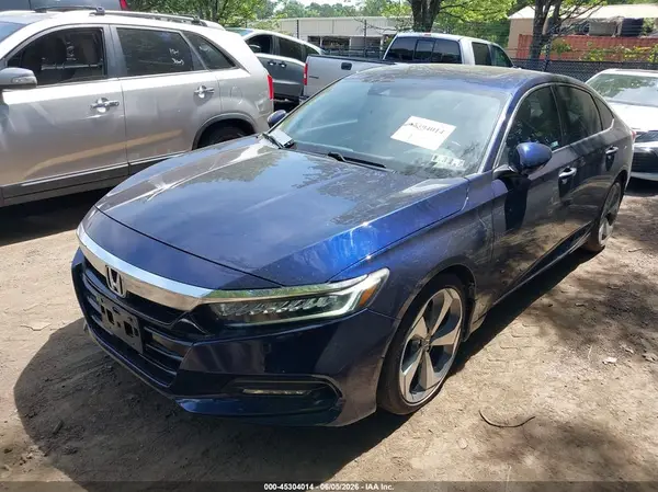 1HGCV1F94JA107897 2018 HONDA ACCORD - Image 2