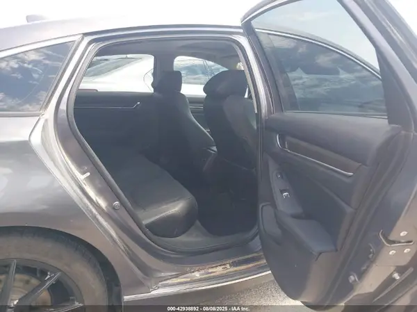 1HGCV1F94JA168554 2018 HONDA ACCORD - Image 8