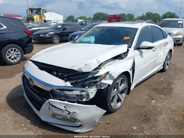 1HGCV1F95JA020817 2018 HONDA ACCORD - Image 2